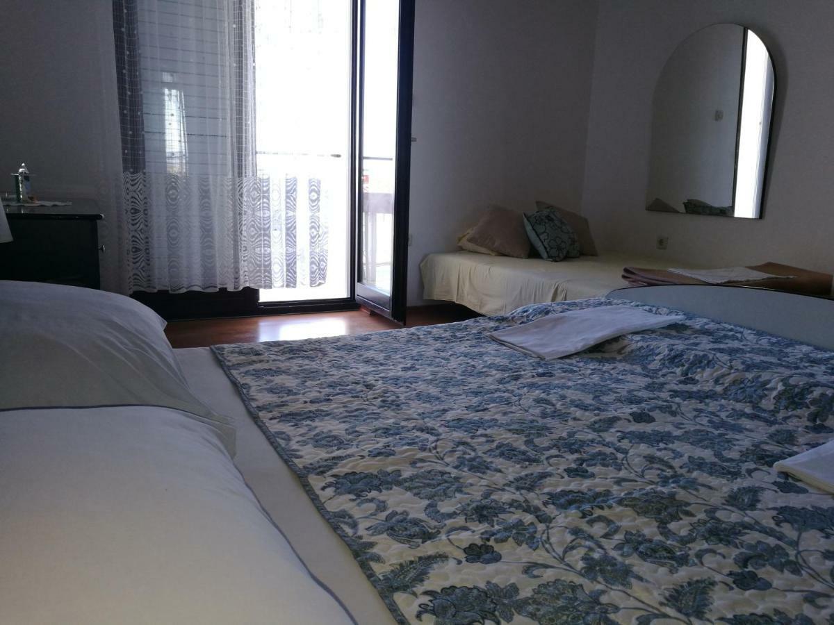 Apartman Ban Brodarica  Esterno foto