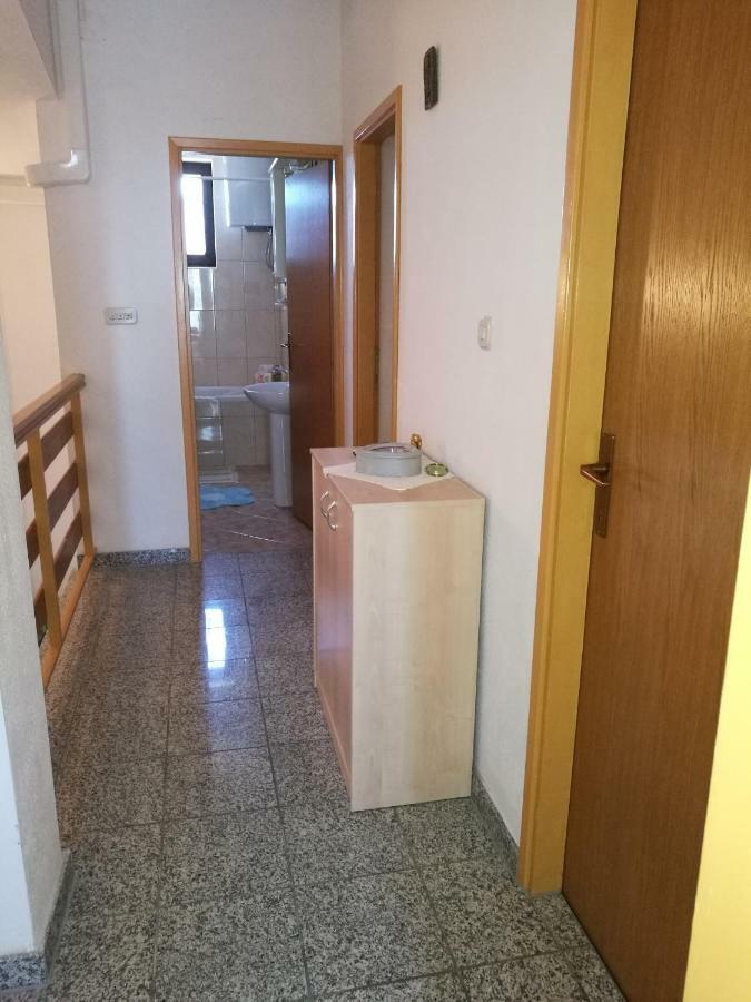Apartman Ban Brodarica  Esterno foto